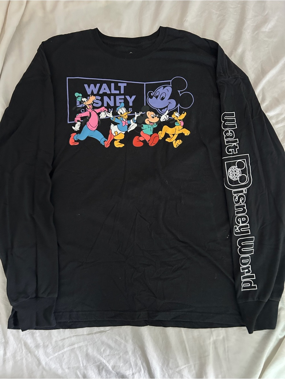 Disney Men’s Black Long-Sleeve Tee Walt Disney World